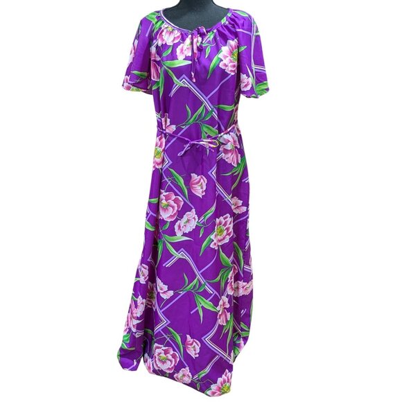 Hilo Hattie Hawaiian Purple Floral Maxi Dress With Belted Waist Short Sleeves Si - Picture 1 of 9